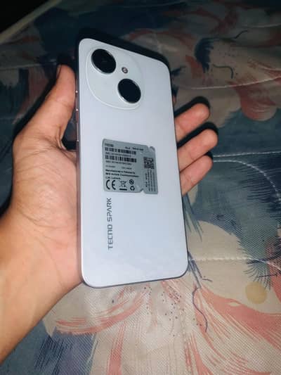 tecno spark go 1 /4/64 condition 10/10 with box charger