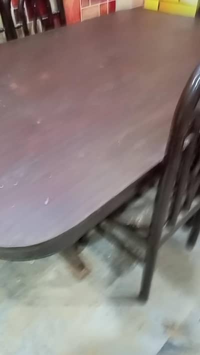 Dining table and chair 
