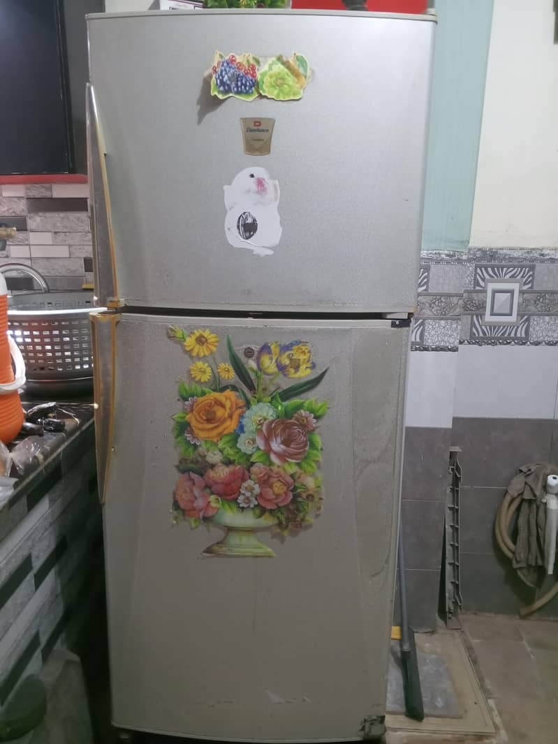 Refrigerator 0