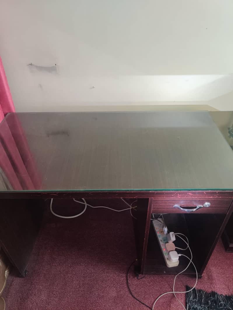 Study table/ Computer table with Glass 7