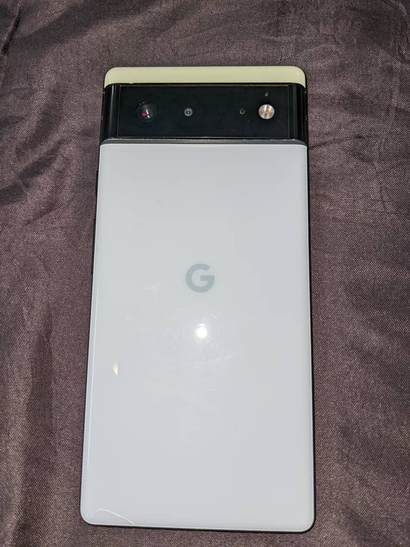 Google Pixel 6 4
