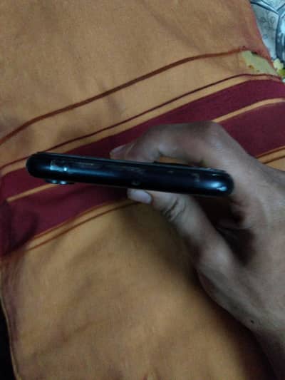 Apple iPhone XR