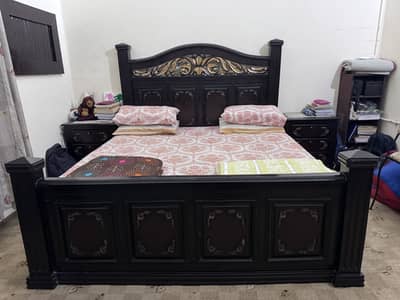 Solid Tali wood Bed Set