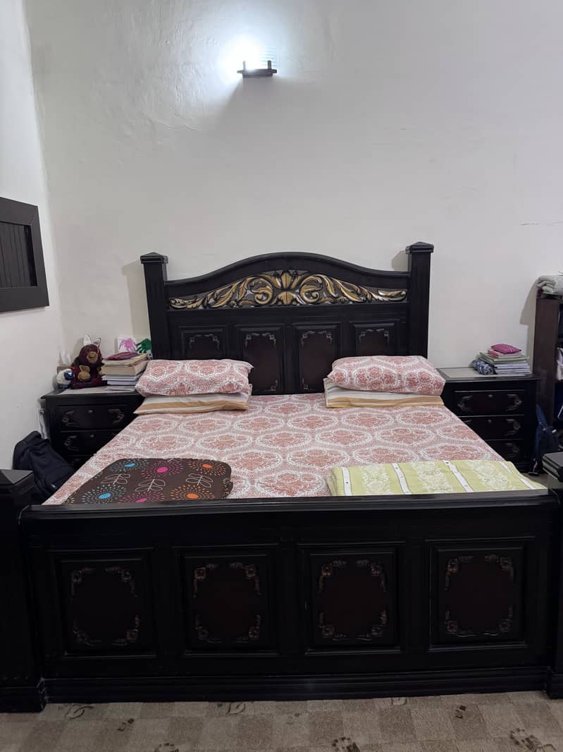 Solid Tali wood Bed Set 1