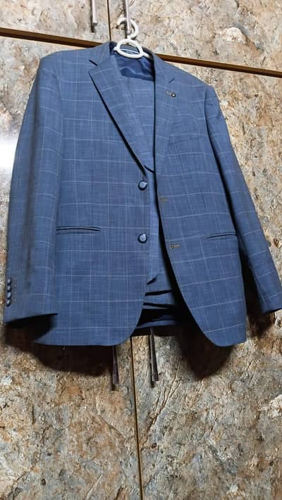 wedding pent coat