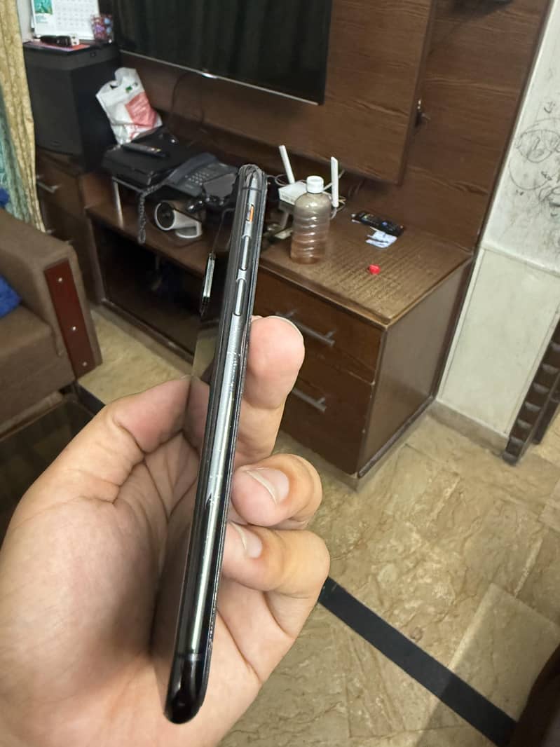 Apple iPhone X 2