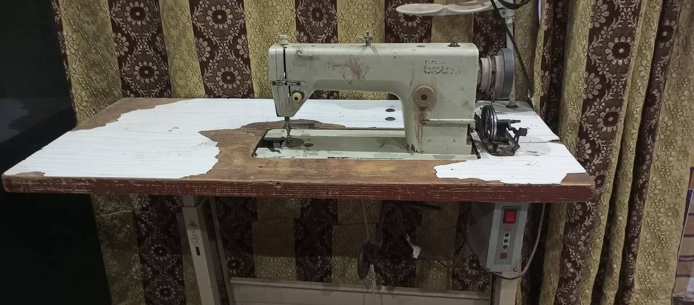 sewing machine  0
