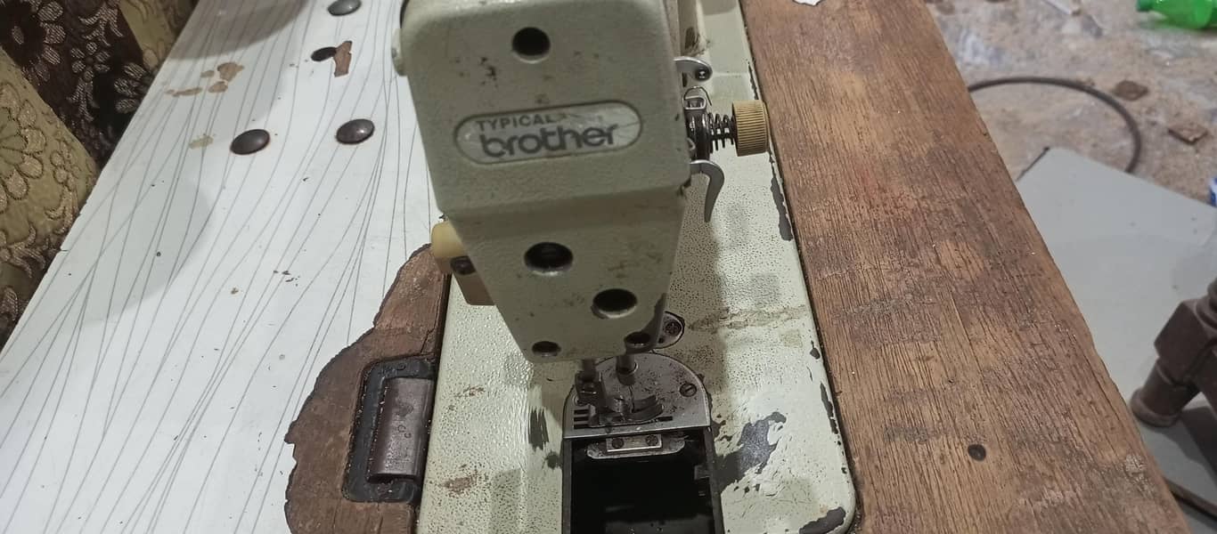 sewing machine  1