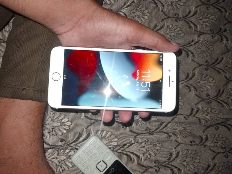 Apple iPhone 7 Plus 1