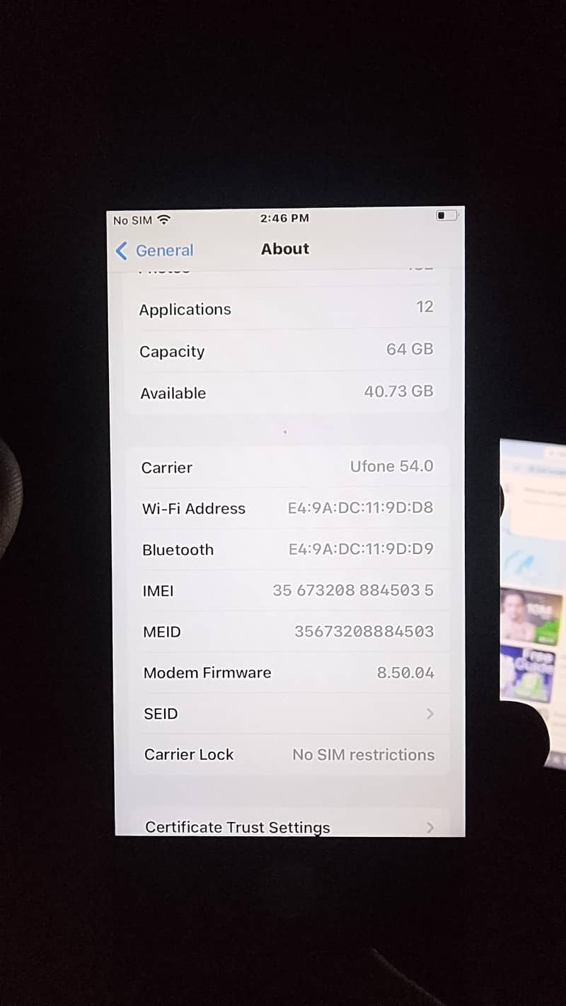 Apple iPhone 8 3