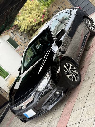 Honda Civic Oriel 2016
