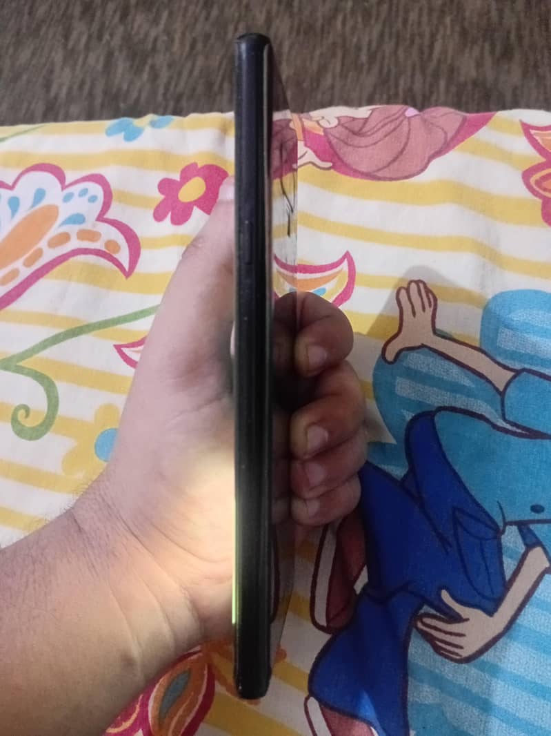 Samsung Mobile Note 9 5