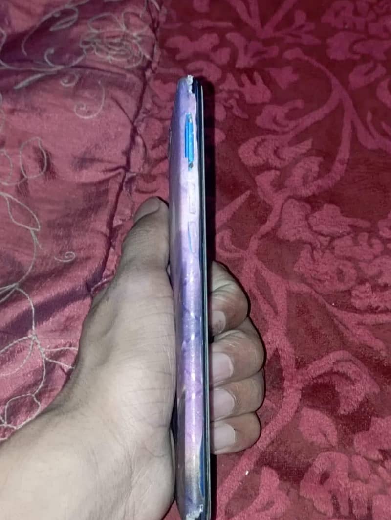 Realme C2 3