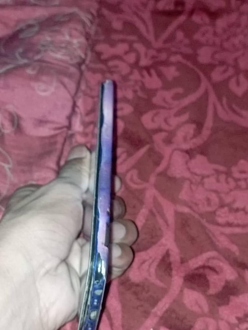 Realme C2 4