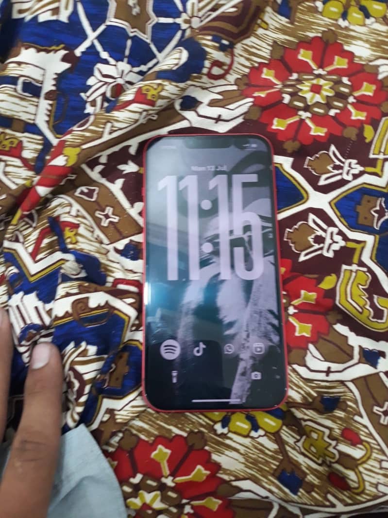 Apple iPhone 13 9