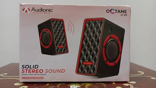 Audionic Octane U-25. Brand new condition a little bit used.
