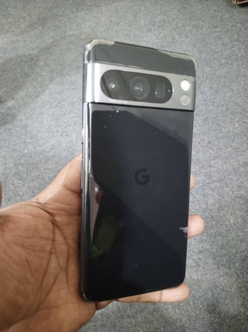 Google Pixel 8 Pro 0