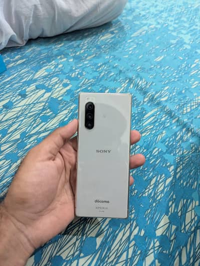 Sony Xperia 5