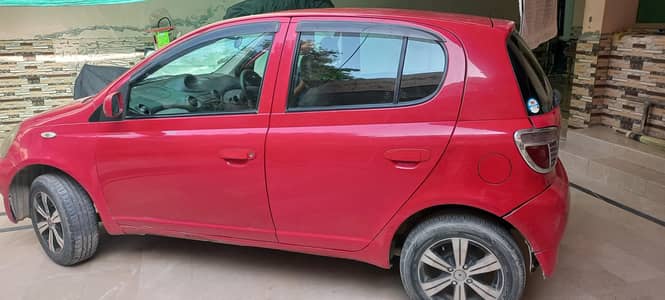 VITZ ( 1st Owner )