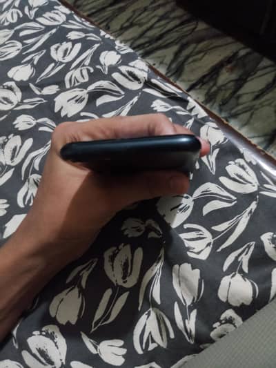 Apple iPhone 7 non pta in good condition