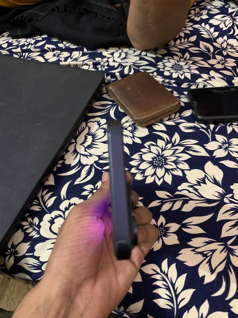 iPhone 15 pro max 1