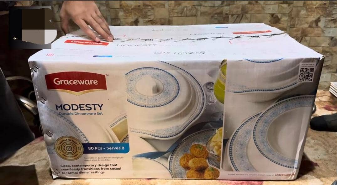 modesty melamine dinner set 0