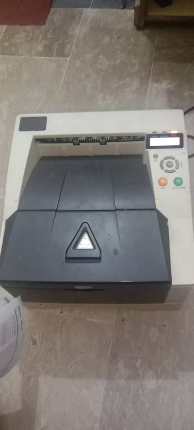 Kyocera fs-1370 dn printer for sell