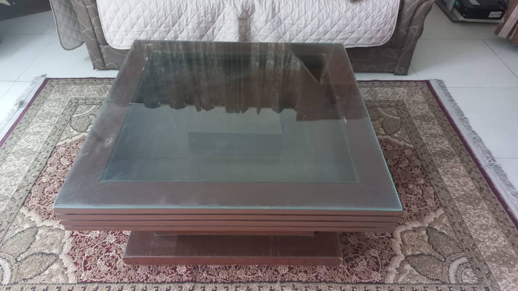 Center coffee table 0