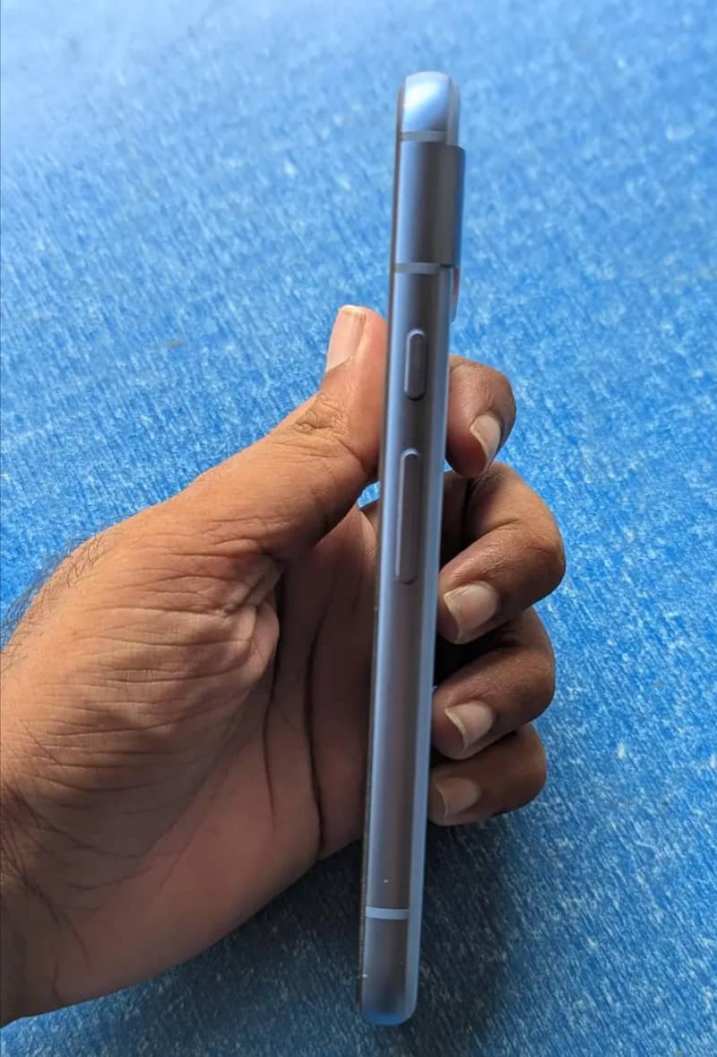 Google Pixel 8a 2