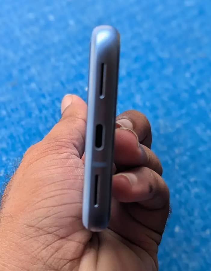 Google Pixel 8a 3