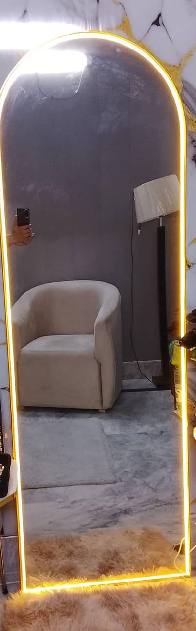 New Full size neon light mirror with adjustable stand