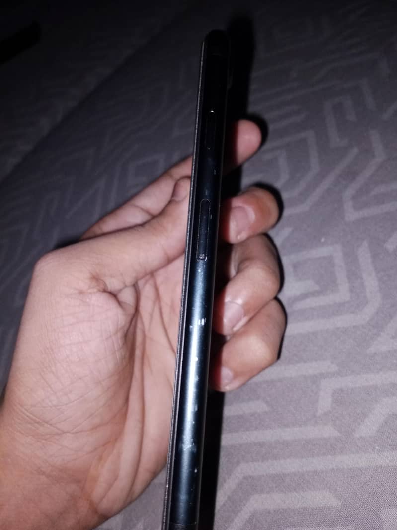Apple iPhone 7 3