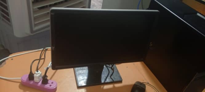 Used Dell Desktop PC Full Setup - please serious person contact us.