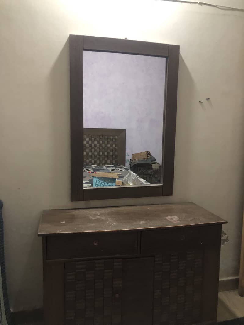 Bed tables 6