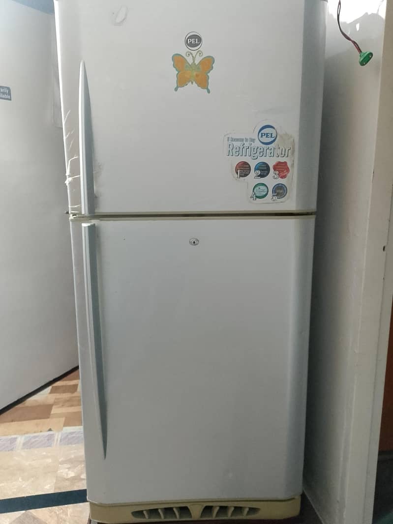 PELL REFRIGRATOR MEDIUM SIZE 1