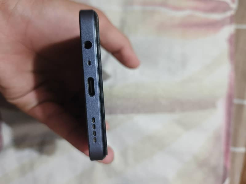Realme Note 50 4