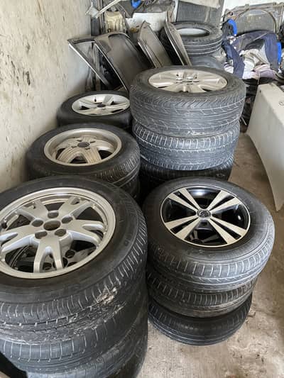 Toyota vitz toyota pasoo toyota corolla 2d all parts available