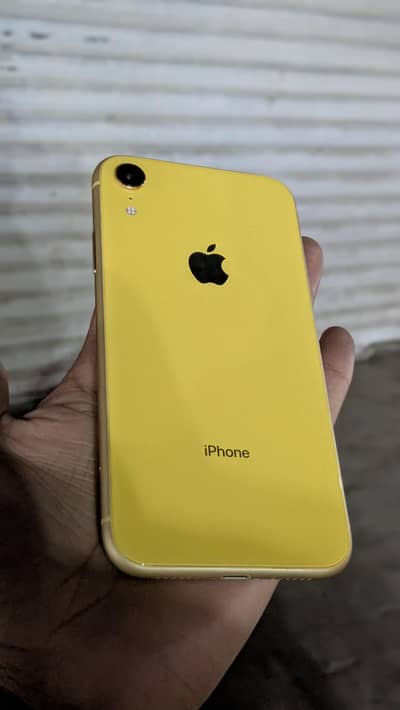 Apple iPhone XR
