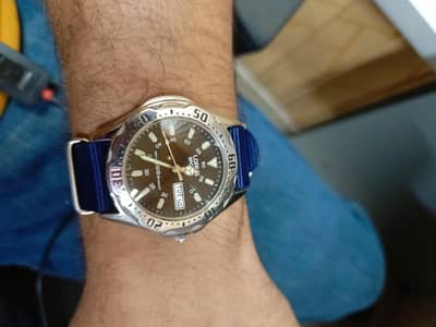 Lorus (Seiko) Sports 100 M water resistant