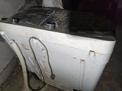 Dawlance washing machine and dryer
