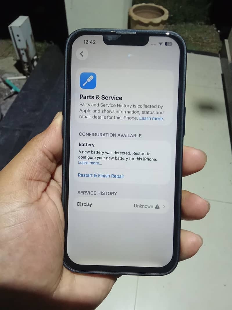 Apple iPhone 13 0