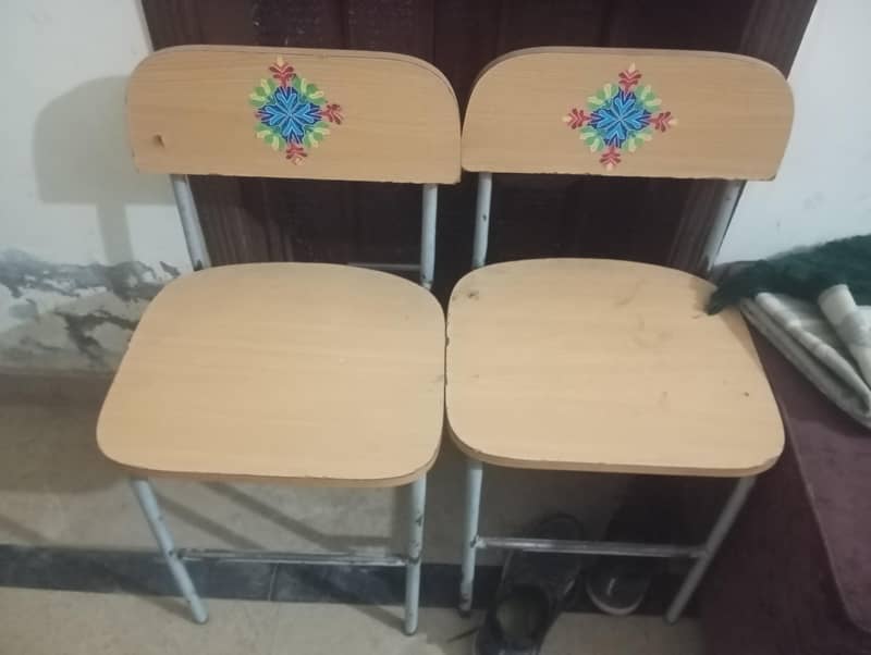 study table/ computer table with chairs 8