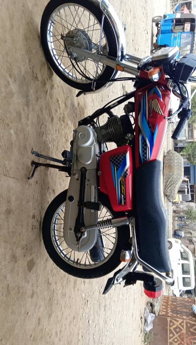 Honda CG 125 KARACHI NUM