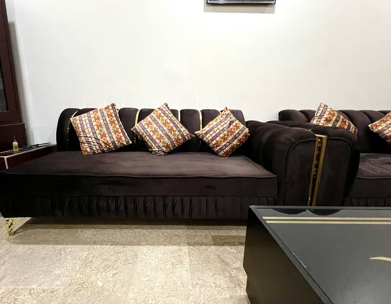 6 Seater Sofa Set | with Centre Table 2