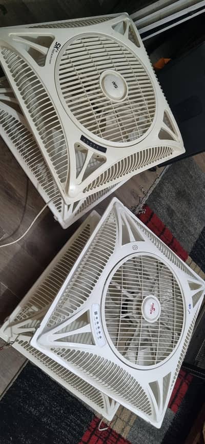 4 ceilling fans