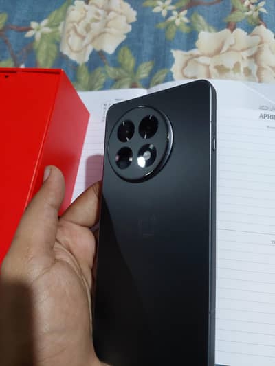 One Plus Ace 5. only 15 days use  12gb 256gb Brand New Condition