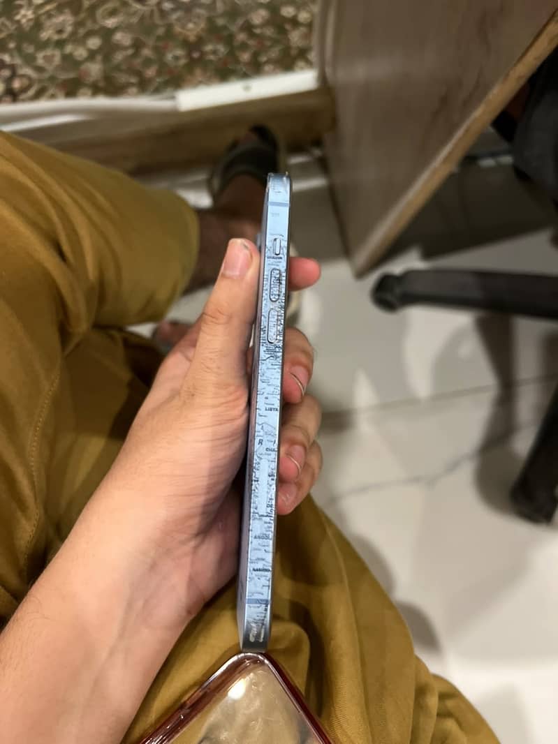 Apple iPhone 14 plus 1