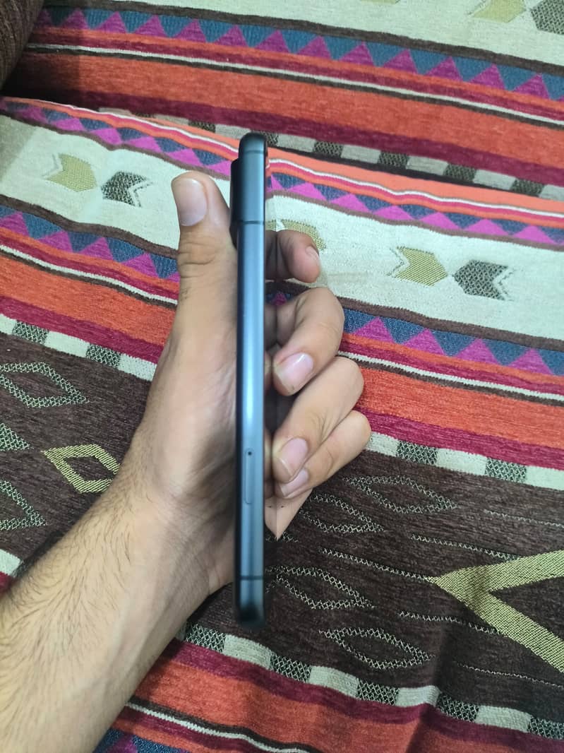 Google Pixel 8 3