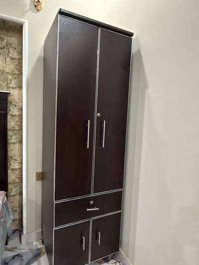 Single Wardrobe