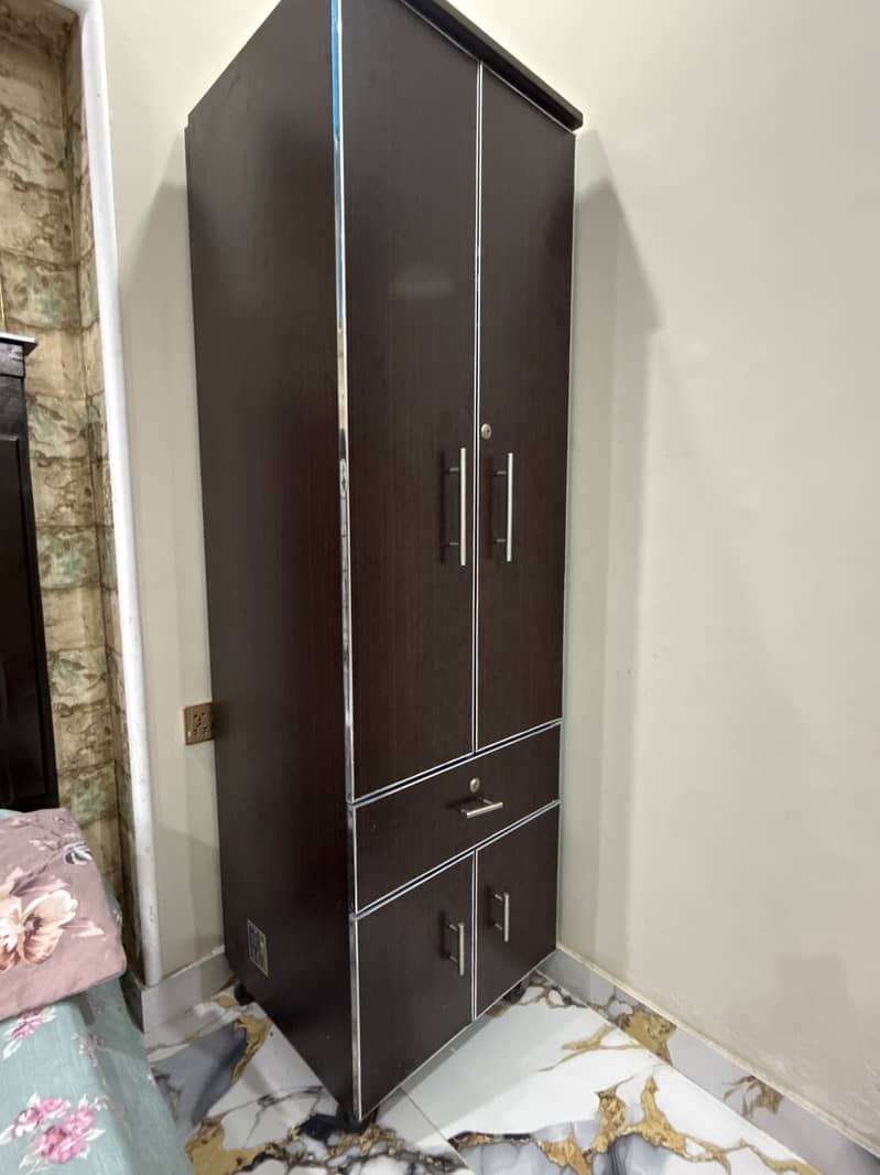 Single Wardrobe 2